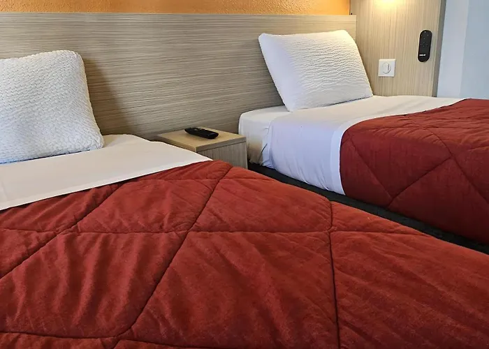 Premiere Classe Ouest Hotel *