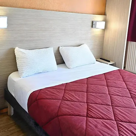 Premiere Classe Ouest Hotel *